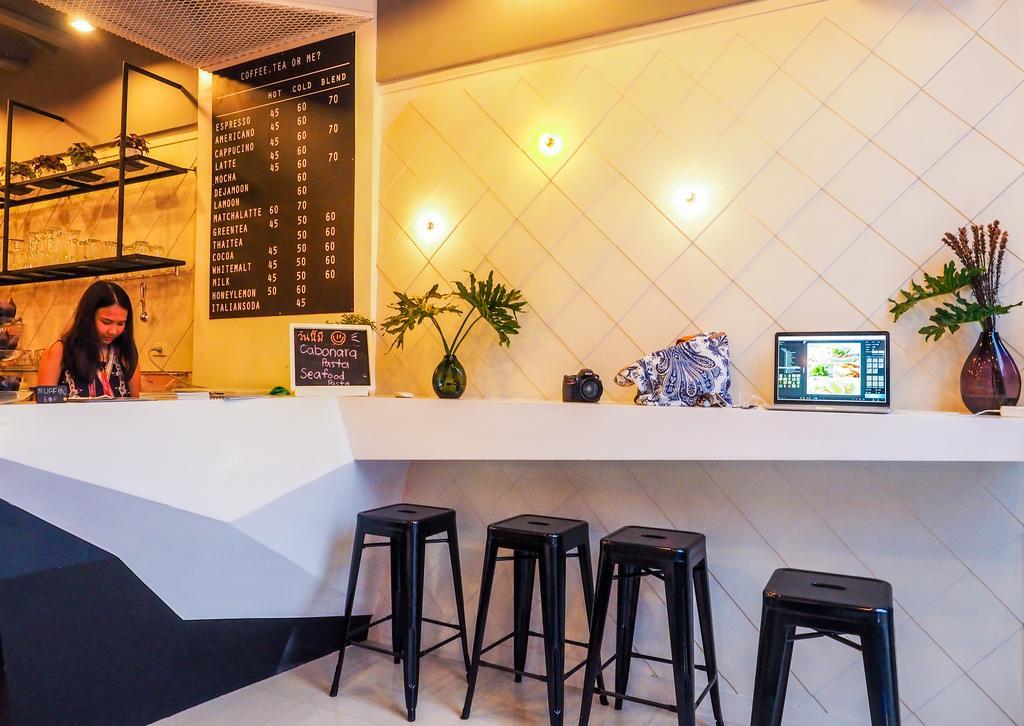 De Ja Moon Hostel Τσιάνγκ Μάι Εξωτερικό φωτογραφία