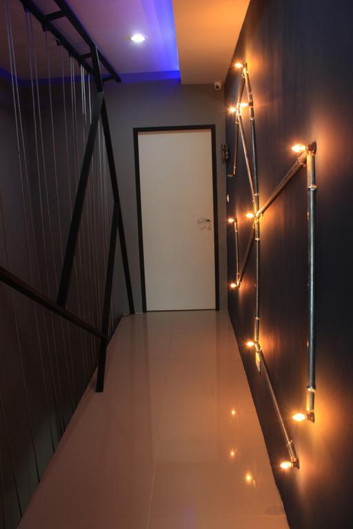 De Ja Moon Hostel Τσιάνγκ Μάι Εξωτερικό φωτογραφία