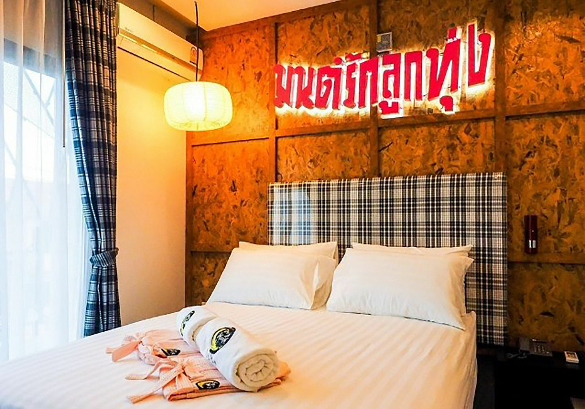 De Ja Moon Hostel Τσιάνγκ Μάι Εξωτερικό φωτογραφία